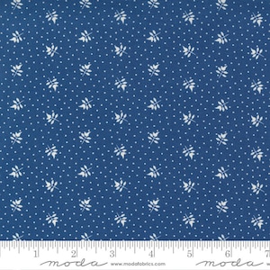 Prairie Days Yardage Seedlings Blender Flower Dusk Blue, Bunny Hill Designs, Sold in 1/2 yard increments, Moda Fabrics, 2994 16