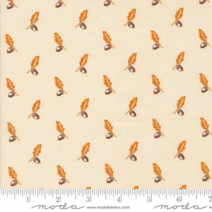 Pumpkin Spice Gatherings Yardage Acorn & Oak Cream Pumpkin, Primitive Gatherings, Sold in 1/2 yard increments, Moda Fabrics, 49291 12
