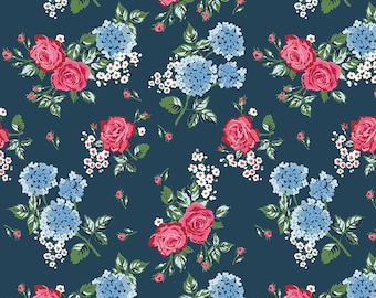 Bluegrass Charm Yardage Main Large bloemen marineblauw van Melissa Mortenson, verkocht in stappen van 1/2 yard, Riley Blake Designs, C16390 marineblauw