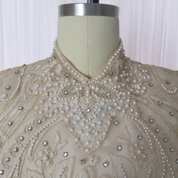 Vintage Lace Beaded Wedding Dress / VTG Wedding Dr