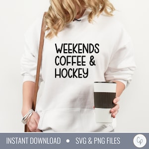 Week-ends Café Hockey SVG | Hockey Svg | Sports Svg | Svg de chemise de hockey | Fichier de coupe pour t-shirt | Maman hockeyeuse | Entraîneur svg | Saison de hockey