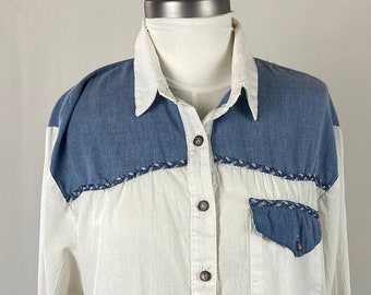 1980s Ladies Denim and White Cotton Blouse Western Style Long Sleeve Size Large Cowgirl