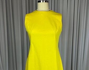 Vintage 1960s Handmade Bright Yellow Shift Dress Size L