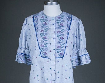 Vintage 1980s Blue Flower Blouse Boho Hippie Short Sleeve