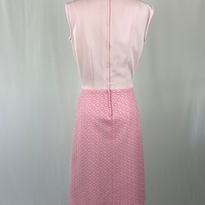 Vintage 1960s 1970s Pastel Pink A Line Sleeveless Dress Size Large 39 Bust Below Knee Length image 4