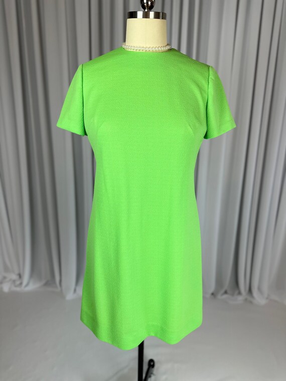60s Vintage Green Go Go Shift Dress - Handmade Polyester Size L 60s Vintage Green Go Go Shift Dress - Handmade Polyester Size L