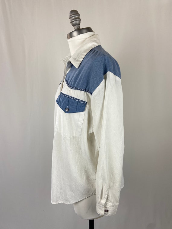 1980s Ladies Denim and White Cotton Blouse Wester… - image 3