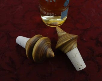 Wooden bottle stoppers (set of 2)