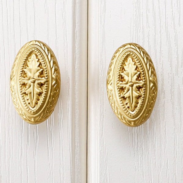 Oval gold cabinet knob, retro floral cupboard knob, cabinet pull handle, Victorian style knob, home improvement