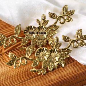 Custom Engraved Flower solid brass knobs,retro style flower vine cabinet pulls,furniture handles,drawer knob,cupboard door wardrobe pulls
