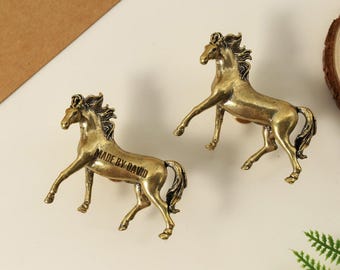 Massief messing ladeknoppen paard, kastknoppen op ros, op maat gegraveerde meubelvervanging verbetering handgrepen, dressoir trekveren dierengarderobe