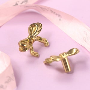 GLEAVI 2-Pack Gold Bowknot Cabinet Knobs, Decorative Dresser Drawer Pulls, Elegant Furniture Handles For Closets, Cupboards, Bookcases