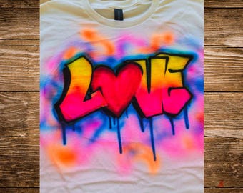 Custom Airbrush LOVE T-Shirt – Neon Graffiti Street Art, 80s/90s Style