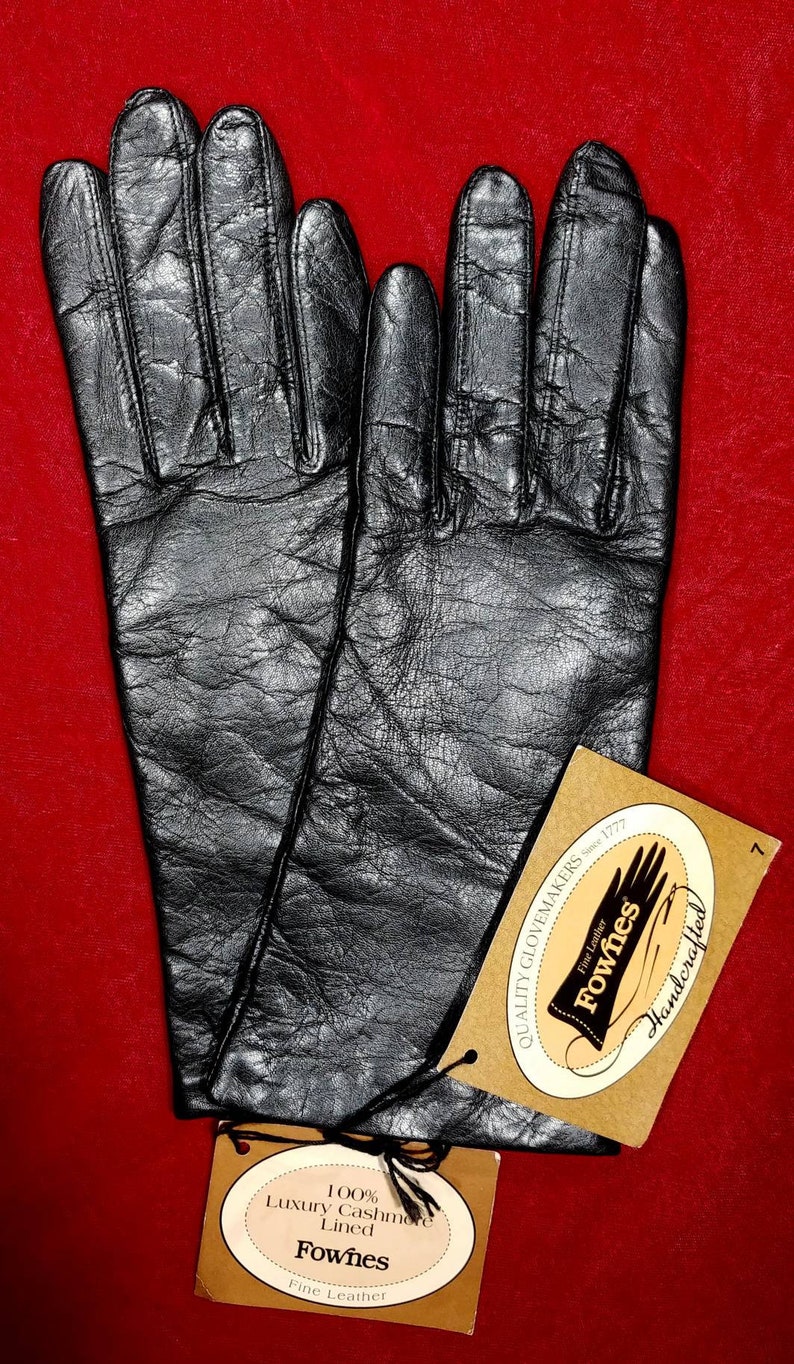 Fownes Black Leather Gloves ~ Size 7