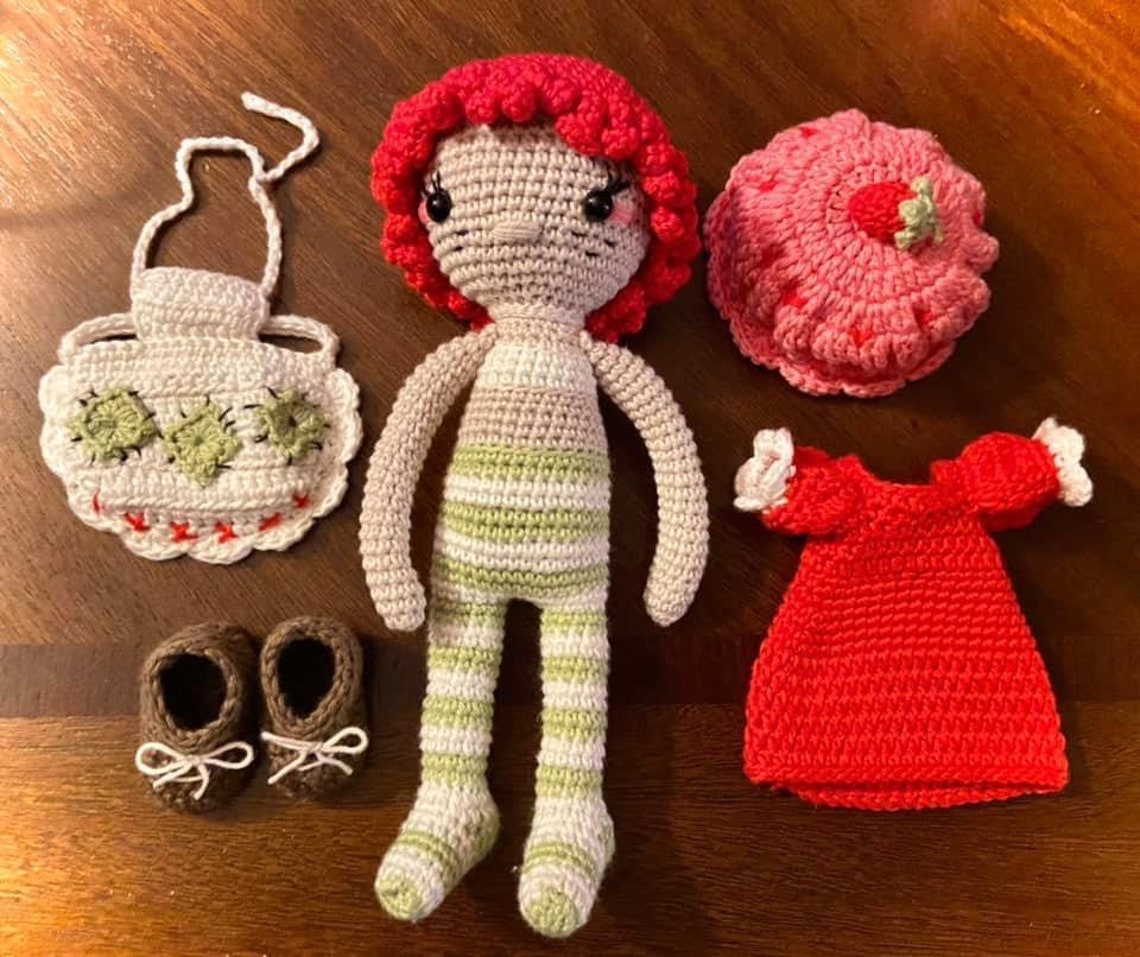 crochet dress up doll