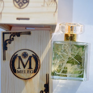 Handmade Perfume, The Canadian Gentleman Woody and fresh cologne with high quality natural essential oils by Meleg Perfumes. image 2