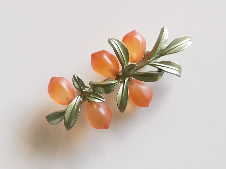 Lovely Orange with Leaf Brooch Pin Fashion Jewellery