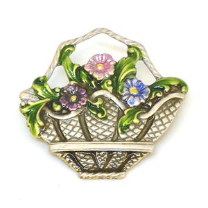 Metal Flower Basket Button-Hand Painted BE-639 P1