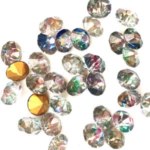 12 pcs. of 8 mm Facetted Glass Stones