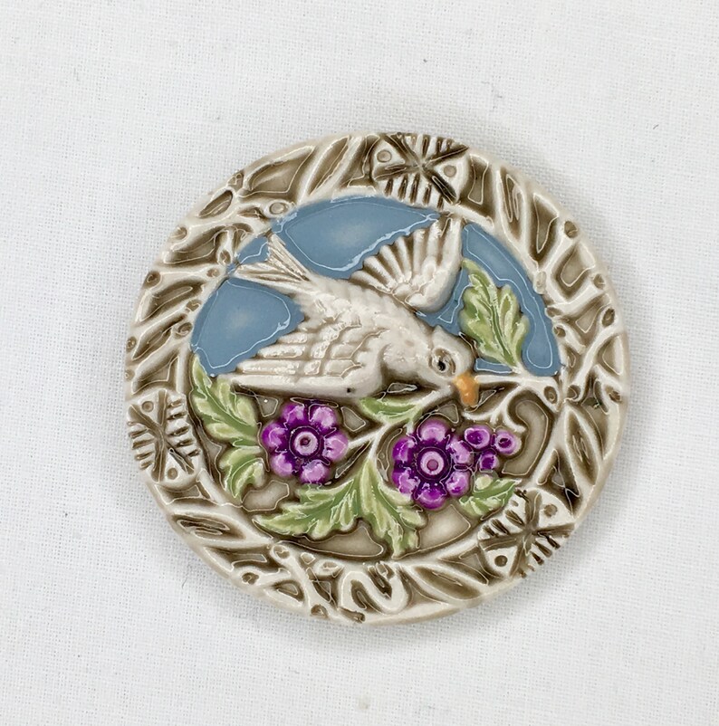 with Flowers-Button or Cabochon-HPAS-1077 P1 Art Stone Hand Painted Bird