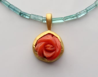 Coral pendant made of 900 gold, gold pendant engraved with real coral, Mediterranean coral rose with 22k gold
