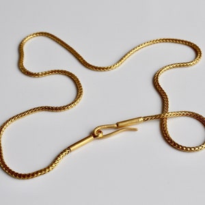 Gold chain hook design sale