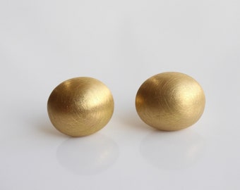 900 gold stud earrings in lens shape, olive-shaped stud earrings made of 22k gold, gold eggs for the ear, small everyday stud earrings day and night