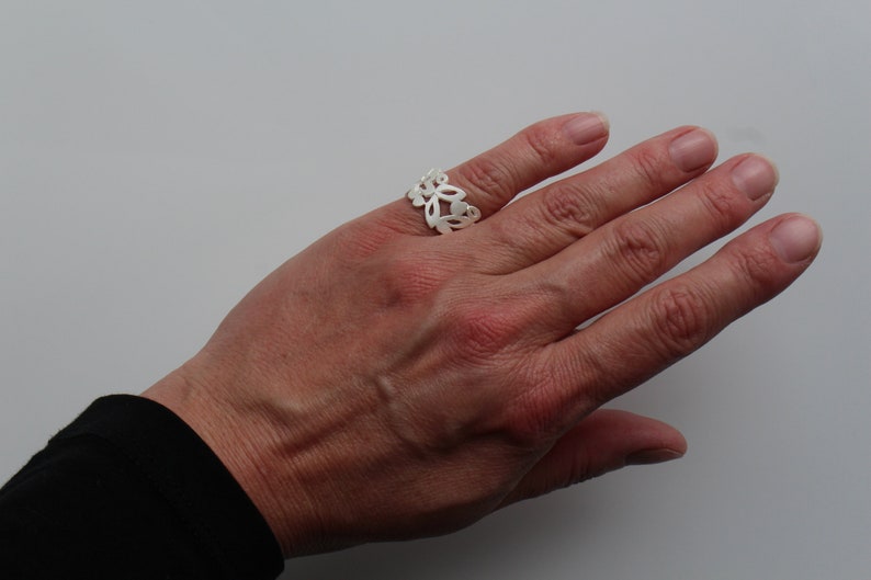 floral silver ring, ring sculpture, wide silver ring with floral pattern, silver ring floral lace image 8