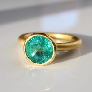 Emerald ring in 900 gold, size 54, large round blue-green emerald in 900 gold, 2.8ct, classic emerald ring, 22k goldsmith work