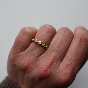 white rose cut diamond ring made of 750 gold, delicate ring made of 18k gold with white rose cut diamonds, gold stacking ring with 5 diamond roses image 7