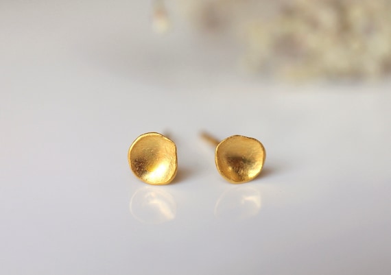 Mini Feingold Ohrstecker, Goldnugget Ohrstecker, Ohrringe Feingold, 24k Gold Ohrstecker, Ohrstecker für Tag und Nacht, Punkt Ohrstecker