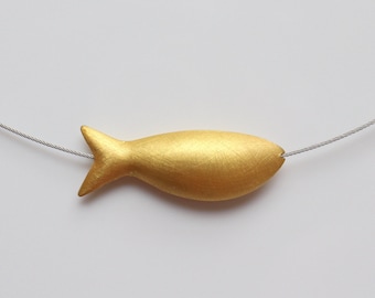 Necklace with fish made of 900 gold, delicate chain with golden fish, necklace, symbol fish pendant, 22k gold pendant fish, hand chiselled