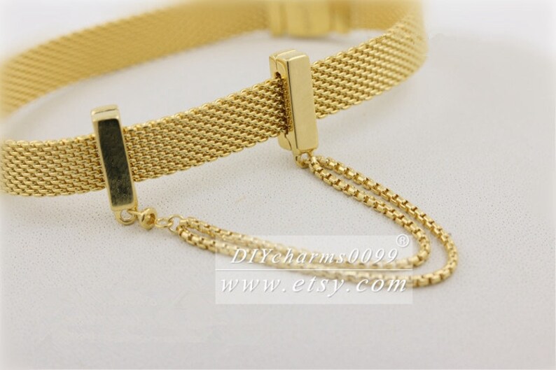 Shine Reflexions Floating Chains Charm in 18K gold-plated Sterling Silver ONLY Compatible Reflexions Bracelet
