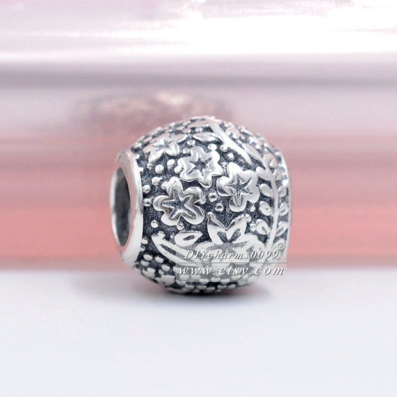 100/% Sterling Silver Disn ey Parks Epcot Floral Charm Fits European Style Bracelets Necklaces