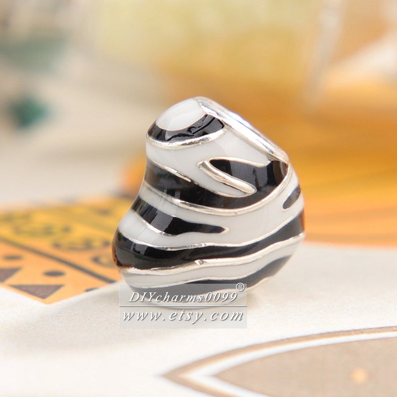 2019 Summer Release Sterling Silver Wild Stripes Charm With Enamel Charm Beaded Fits All DIY European Bracelets Necklaces