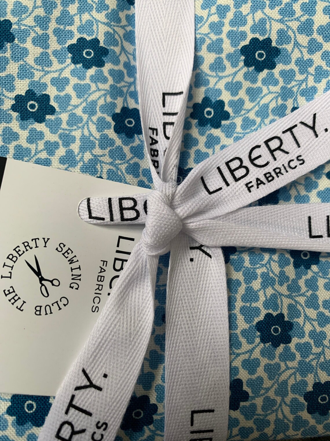 Liberty Flower Show Midsummer Bundle 5 Fabrics 100 Lasenby Etsy UK