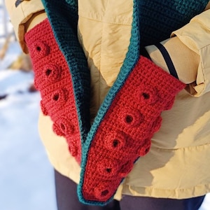 Tentacle scarf, octopus wrap, sea creature lovers gift, scarf with pockets