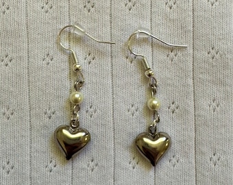 pearly heart earrings