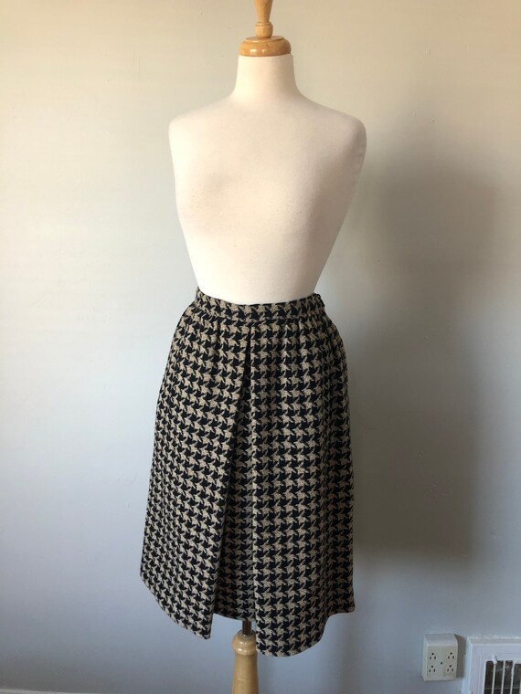 Vintage 50s/60s houndstooth skirt suit - image 6
