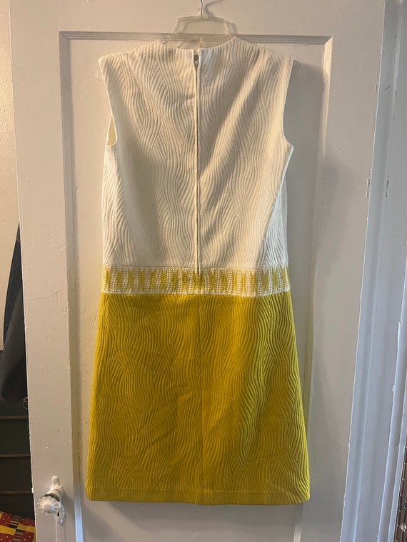 Vintage 60s chartreuse dress + bolero set - image 5