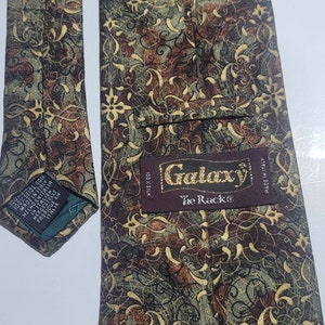 Class and style 100% silk tie made in Italy