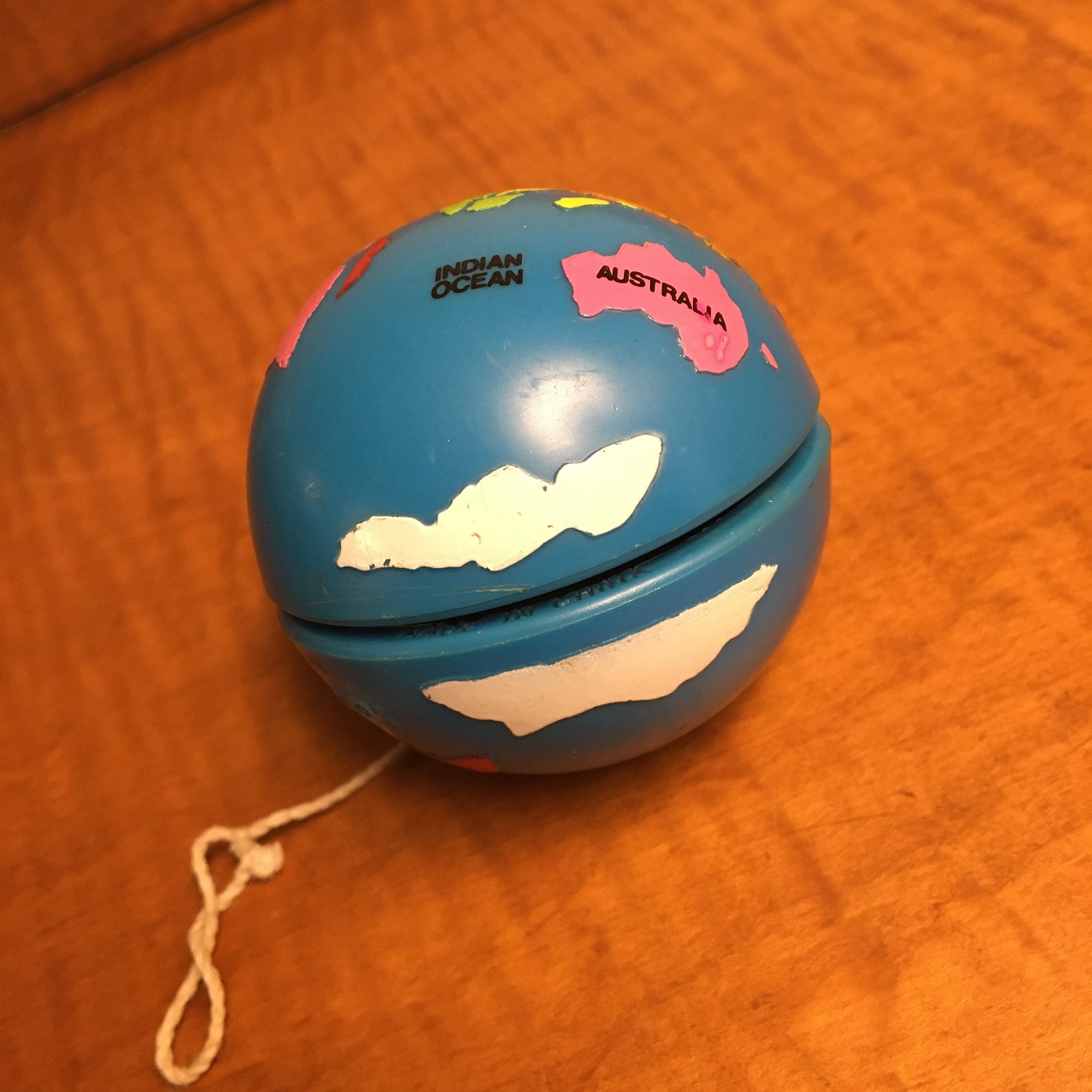 World yoyo vintage toy spherical yoyo international Etsy