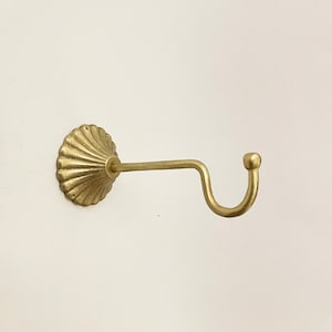 Handmade Decorative Planter Hanger – Indoor Outdoor Plant Holder | Minimalist  Rustic Wall Decor