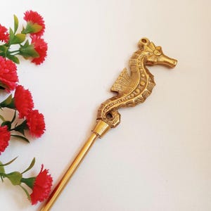 Brass Shoe Horn with long handle  - seahorse figured metal shoe horn - home decor -gitf Solid Brass animal figure