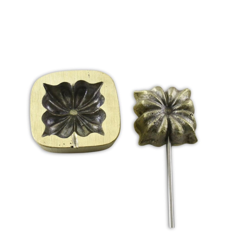 Flower making iron Mold