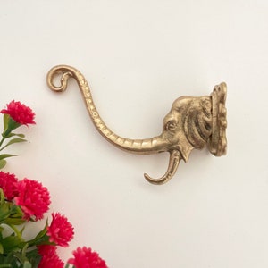 Planters Hanger Minimalist Plant bracket Brass Wall hook elephant figure vintage style Plant Hooks