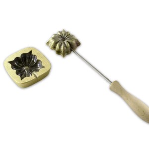 Flower making mold