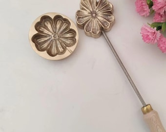 FLOWER MAKING MOLD