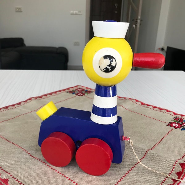 Pull Along Toy - Etsy
