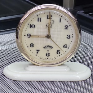 Vintage alarm clock - vintage rare desk clock - office decor -old clock - collectable clock - working USSR mechanical clock -11 jewels
